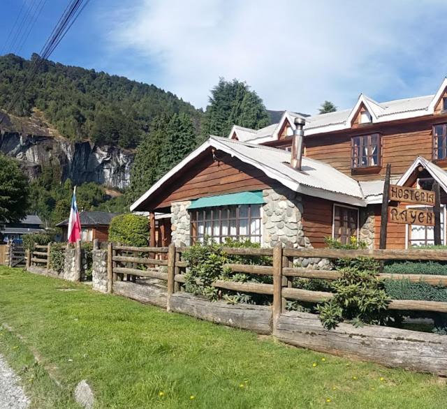 Hosteria Rayen La Junta Esterno foto
